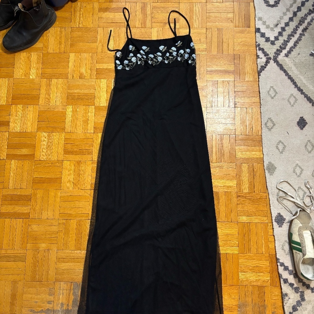 SHE'S ALL THAT- long mesh dress with flowers